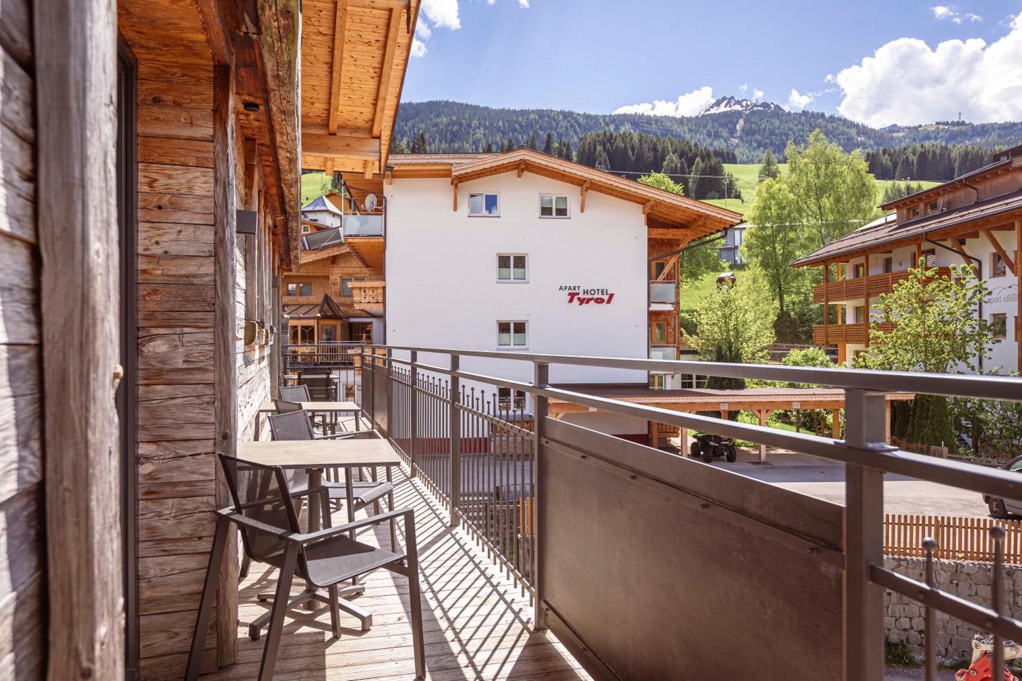 Zugspitz Suites Lermoos By Alps Resorts Exterior photo