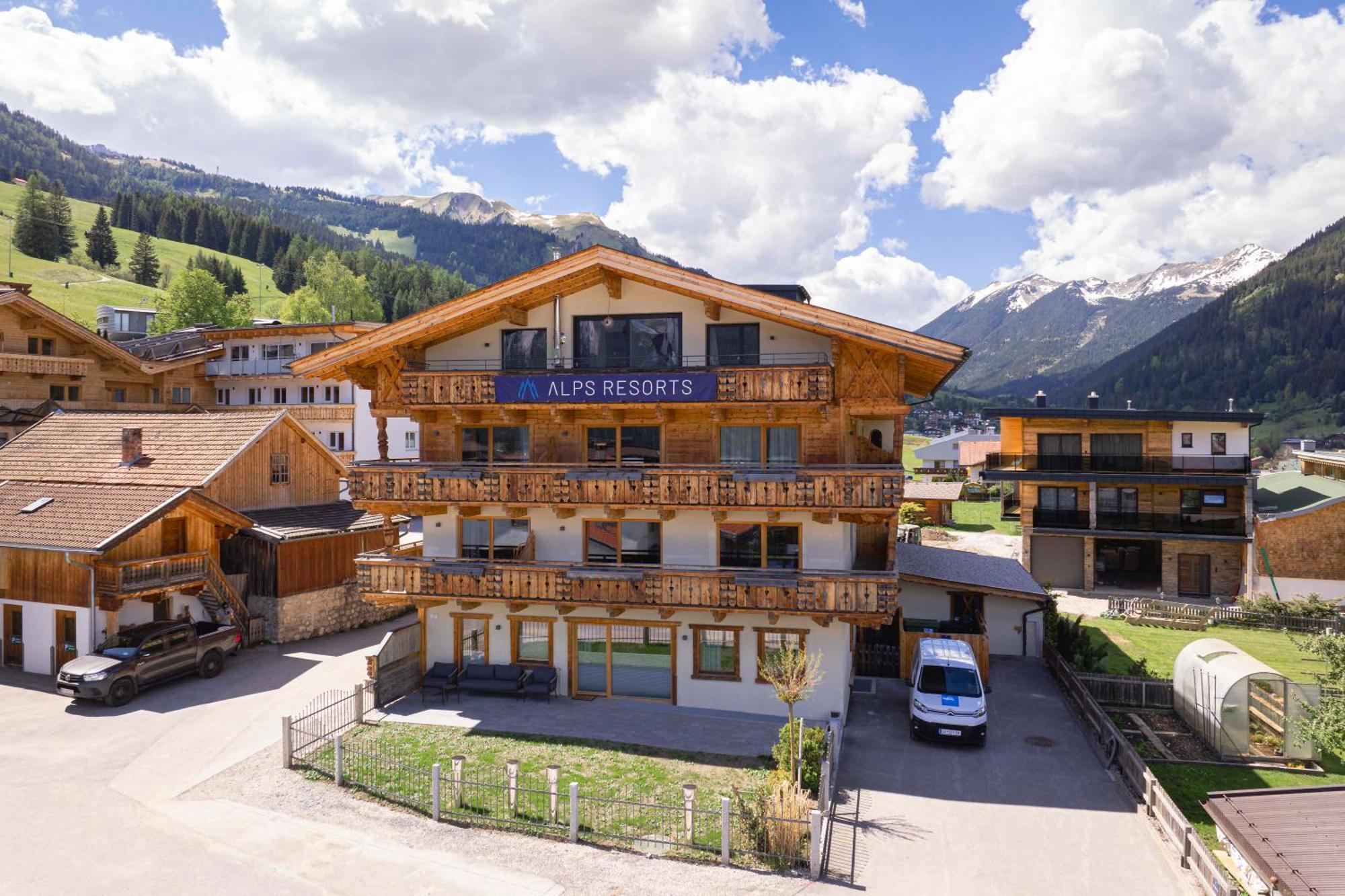Zugspitz Suites Lermoos By Alps Resorts Exterior photo